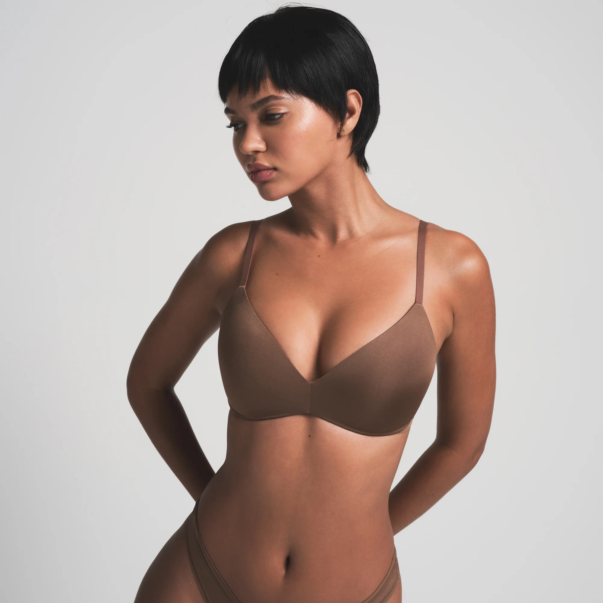 WIRELESS FORM PUSH-UP PLUNGE BRA | JASPER - Image 3