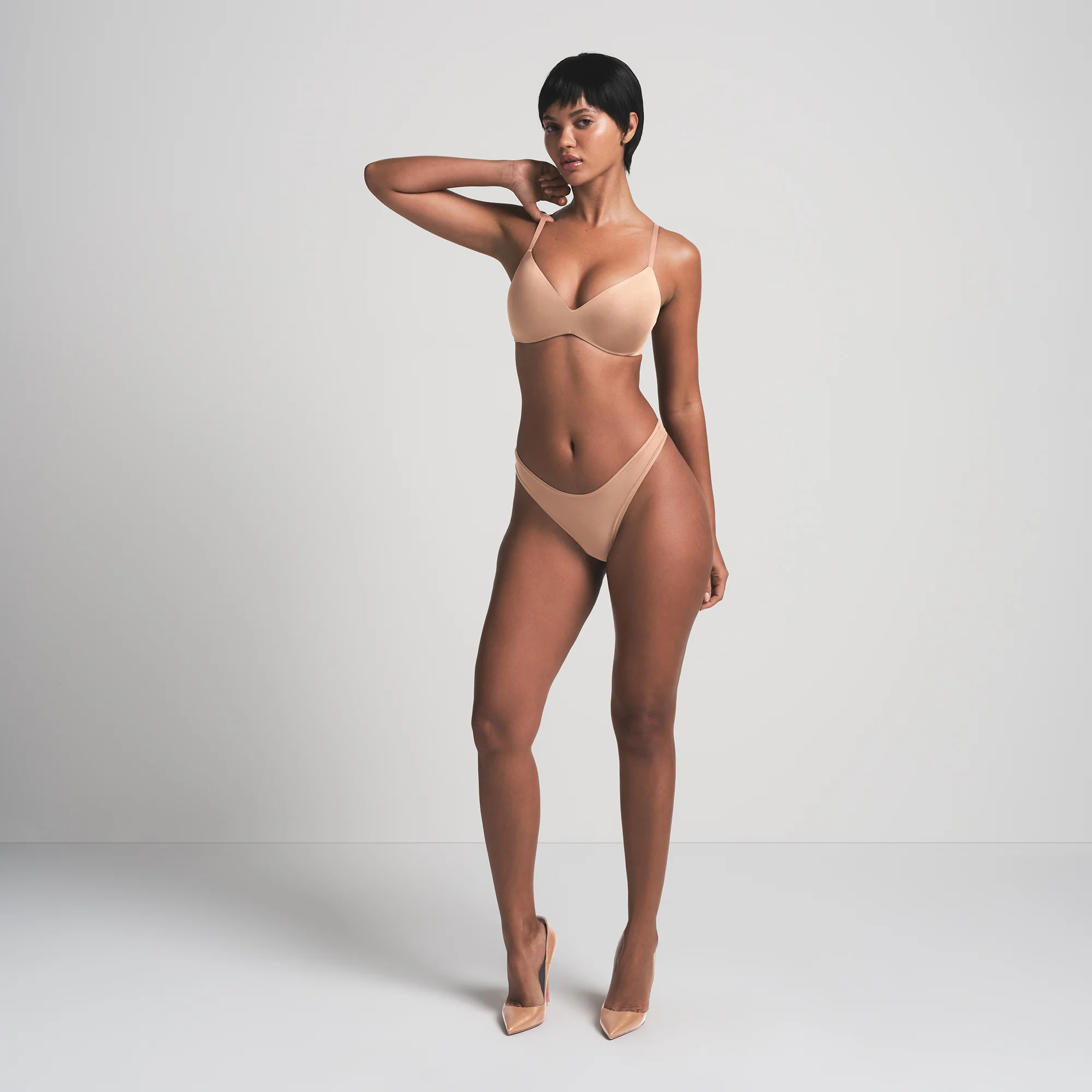 WIRELESS FORM PUSH-UP PLUNGE BRA | SIENNA - Image 2