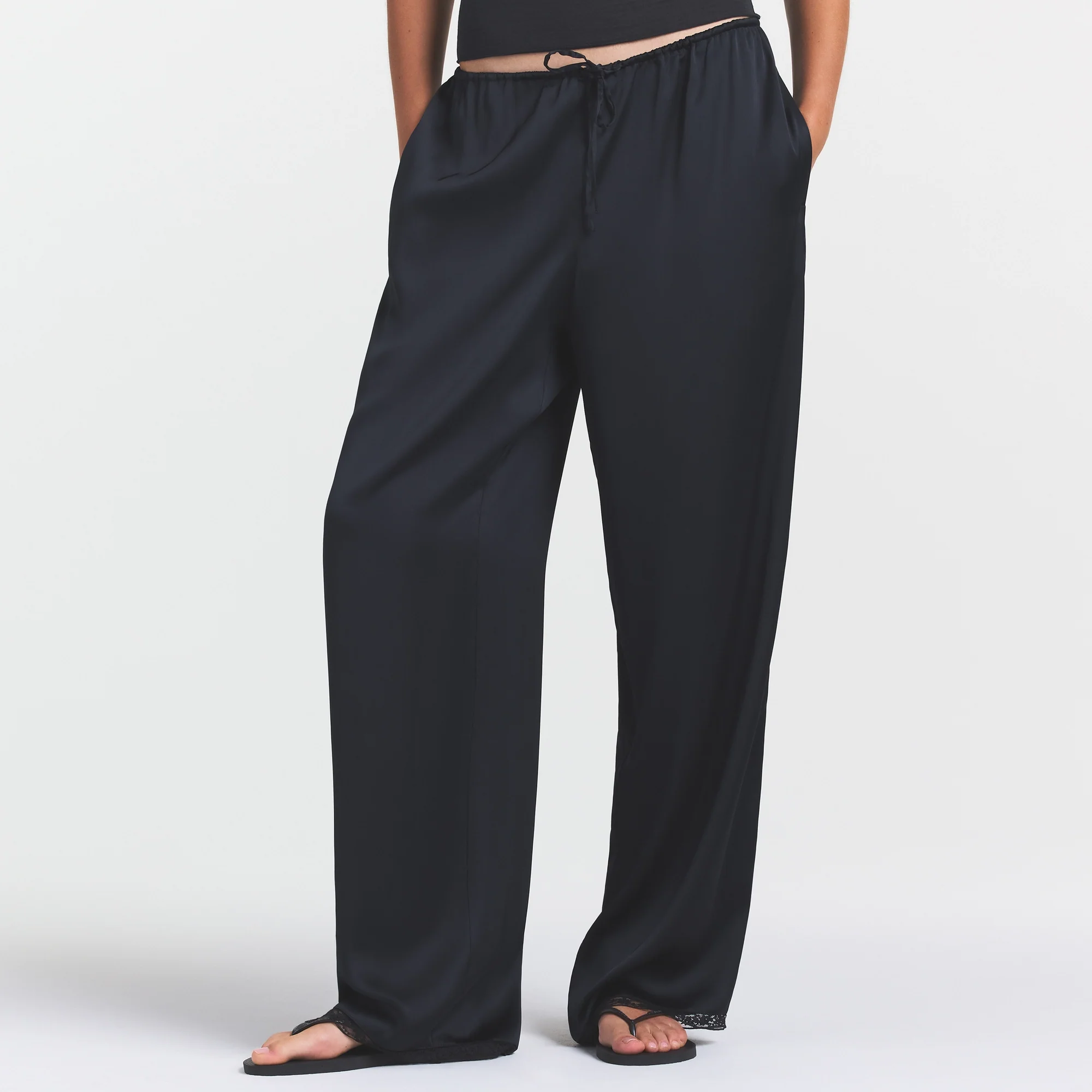 WOVEN SHINE LACE PANT | ONYX - Image 3