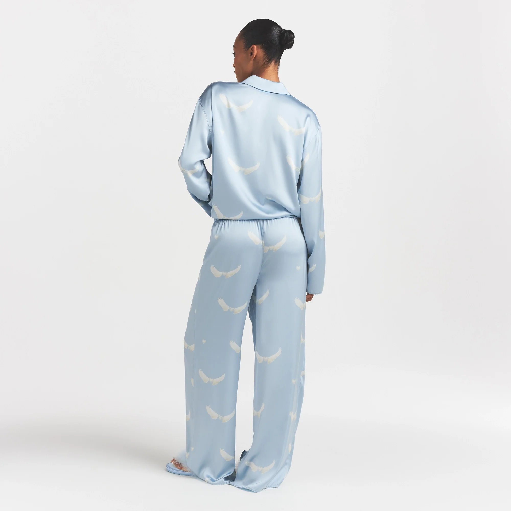 WOVEN SHINE LONG SLEEP SET | AERO WING HEARTS PRINT - Image 5